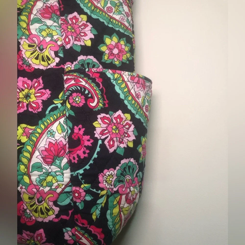 VERA BRADLEY PETAL PAISLEY TOTE BAG - Picture 3 of 9